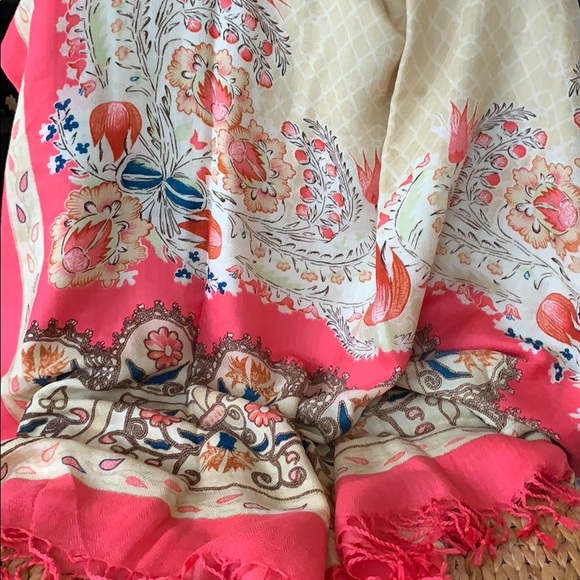 New XL Floral Print 100% soft wool Scarf Wrap - Picture 4 of 8